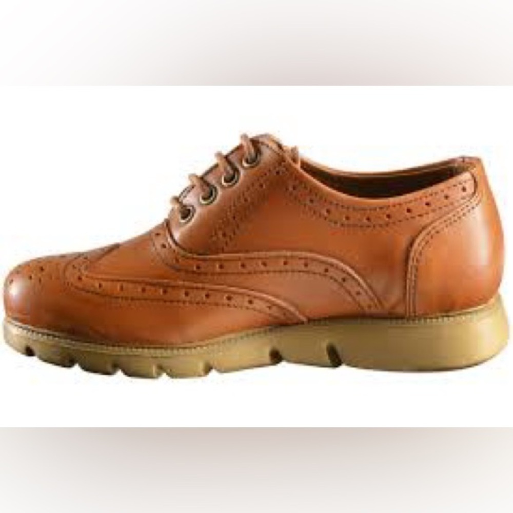 Vince Camuto‎ Warble wingtip shoes tan boys size 13.5